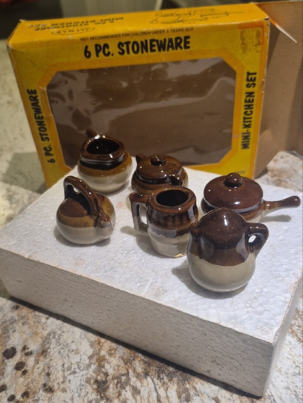 6-Pc Stoneware Mini Kitchen Set - Brown & Cream - Picture 7 of 8